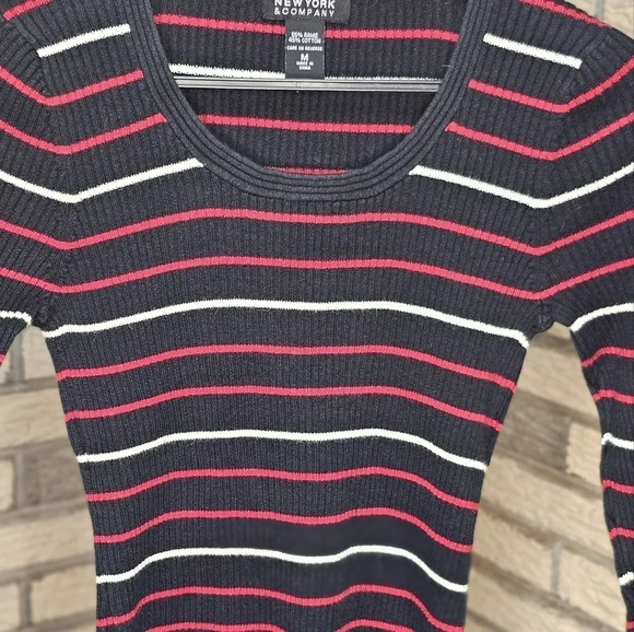 New York & Co Ribbed Sweater sz M - Picture 1 of 7